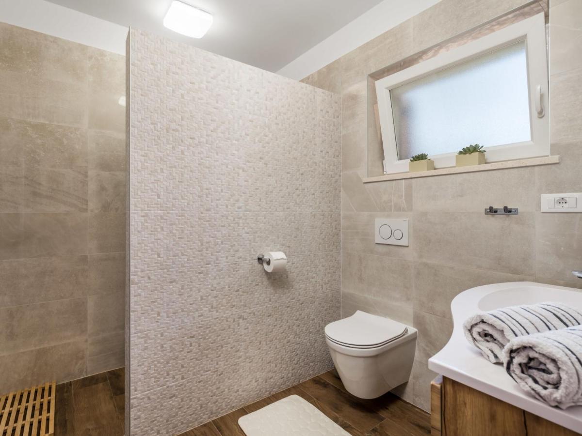 Villa Matea - Mlk150 By Interhome Dobrinj Exterior foto